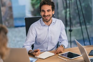 Pós-graduação em gestão: como pode ajudar a liderar transformações nas empresas