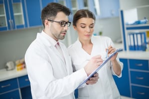 Pós-graduação em gestão em saúde: como se tornar um líder eficaz em sistemas de saúde