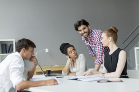 Formação em gestão de projetos: como funciona e quanto se ...