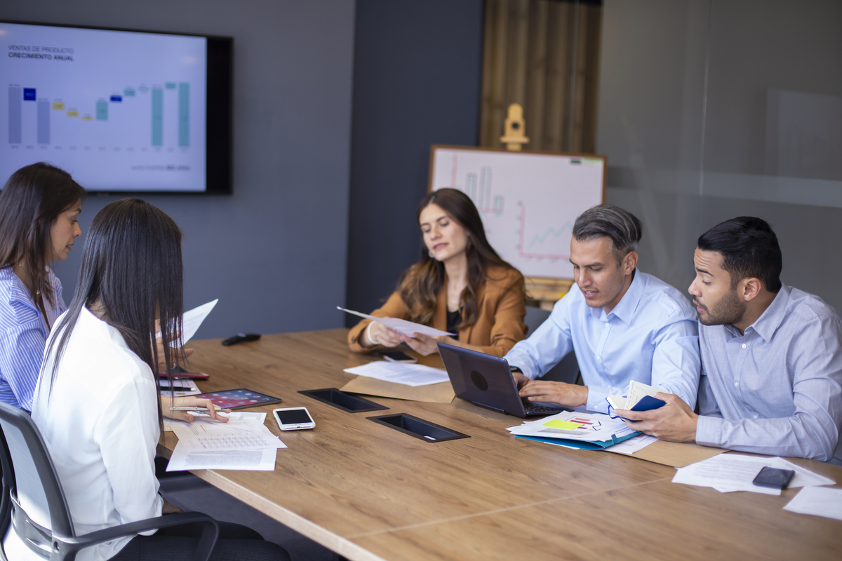 Como a formação em contabilidade e finanças impacta empresas e organizações