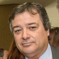 Dr Eduardo Serra Jorge